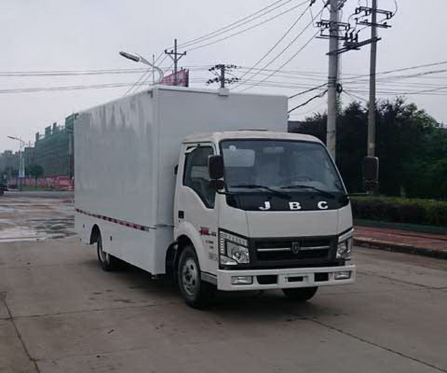 大力牌DLQ5040XWTQ5型舞臺(tái)車